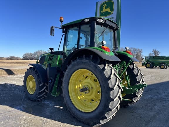 Image of John Deere 6145M equipment image 3