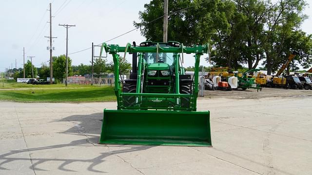 Image of John Deere 6145M equipment image 2