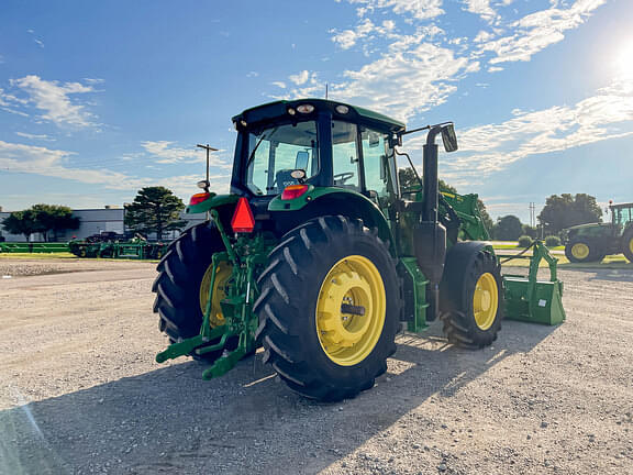 Image of John Deere 6145M equipment image 4