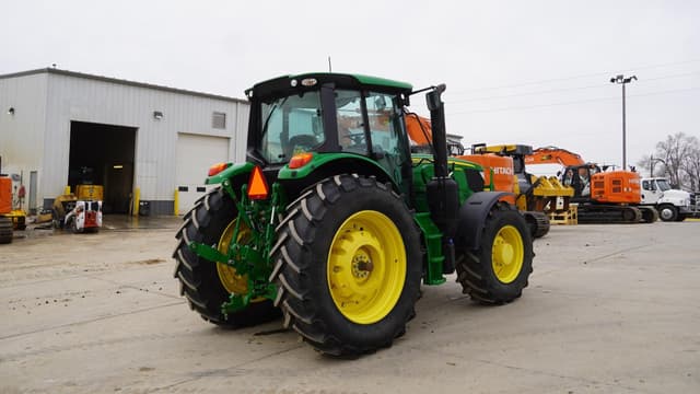 Image of John Deere 6145M equipment image 4