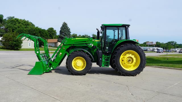 Image of John Deere 6145M equipment image 1
