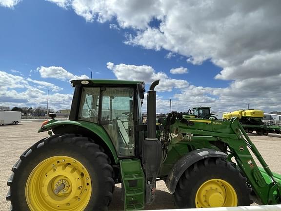 Image of John Deere 6145M equipment image 2