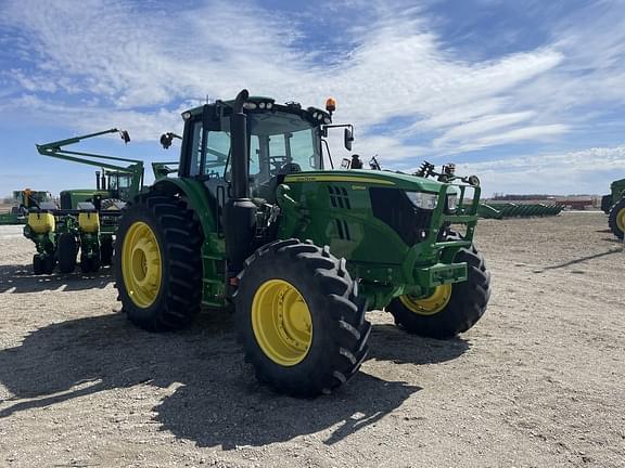 Image of John Deere 6145M equipment image 3