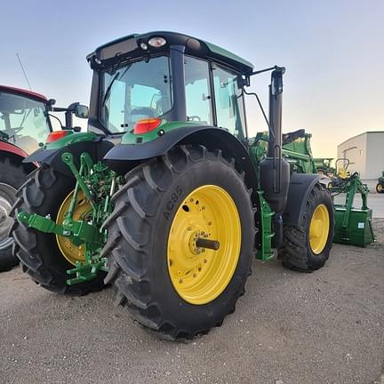 Image of John Deere 6145M equipment image 4