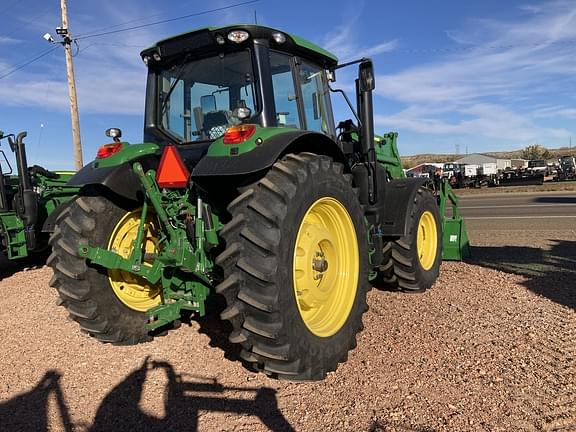 Image of John Deere 6145M equipment image 4