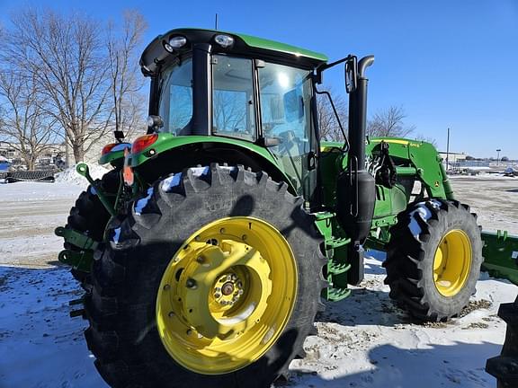 Image of John Deere 6145M equipment image 4