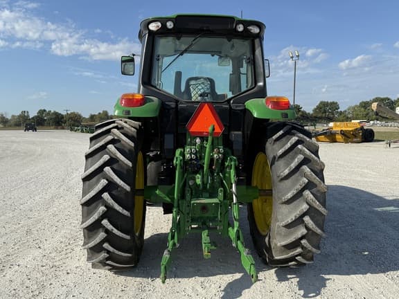Image of John Deere 6145M equipment image 4