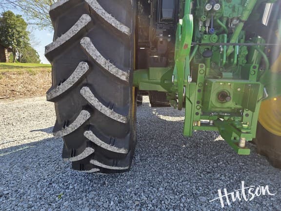 Image of John Deere 6145M equipment image 4