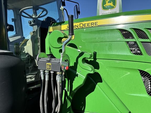 Image of John Deere 6145M equipment image 4