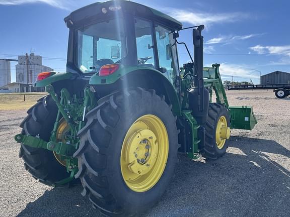 Image of John Deere 6145M equipment image 4