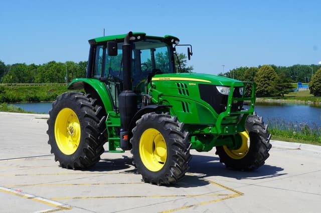 Image of John Deere 6145M equipment image 2