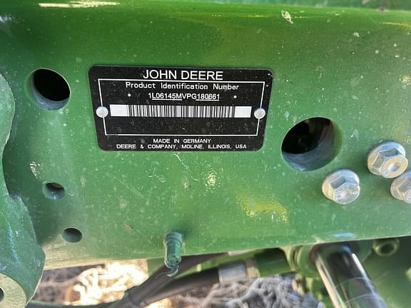 Image of John Deere 6145M equipment image 4