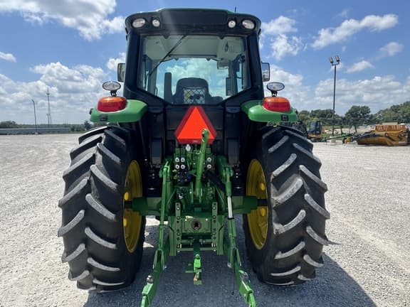 Image of John Deere 6145M equipment image 4