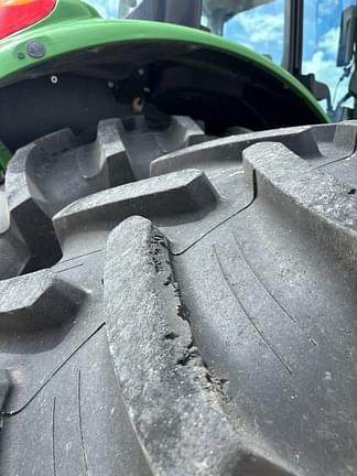 Image of John Deere 6145M equipment image 4