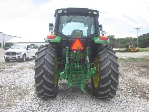 Image of John Deere 6145M equipment image 4