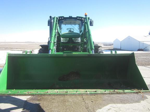 Image of John Deere 6155M equipment image 1