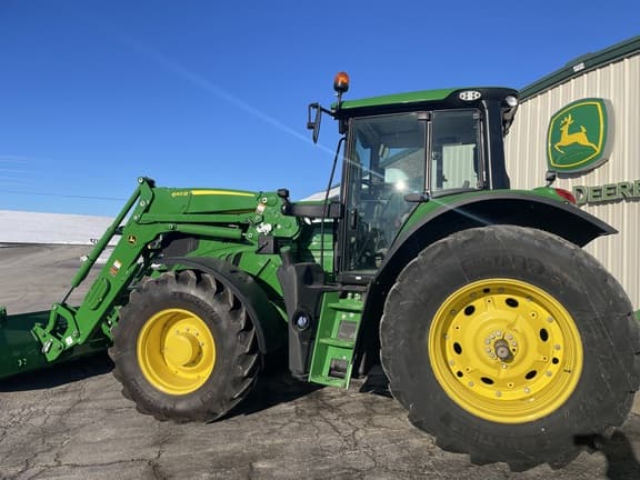 Image of John Deere 6155M equipment image 2