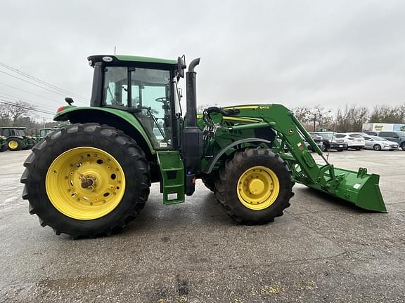 Image of John Deere 6155M equipment image 4