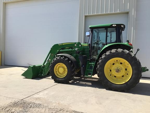 Image of John Deere 6155M equipment image 1