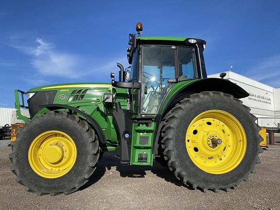 Image of John Deere 6155M equipment image 1