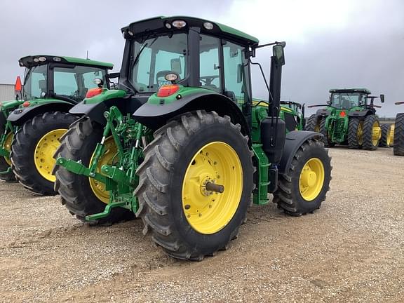 Image of John Deere 6155M equipment image 2