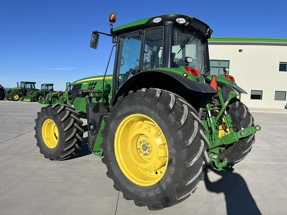 Image of John Deere 6155M equipment image 1