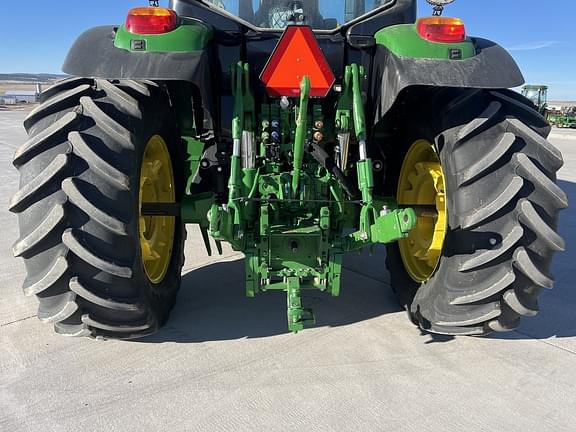 Image of John Deere 6155M equipment image 3