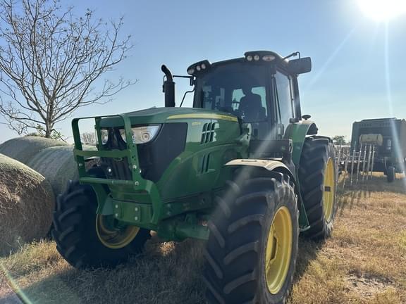 Image of John Deere 6155M equipment image 4