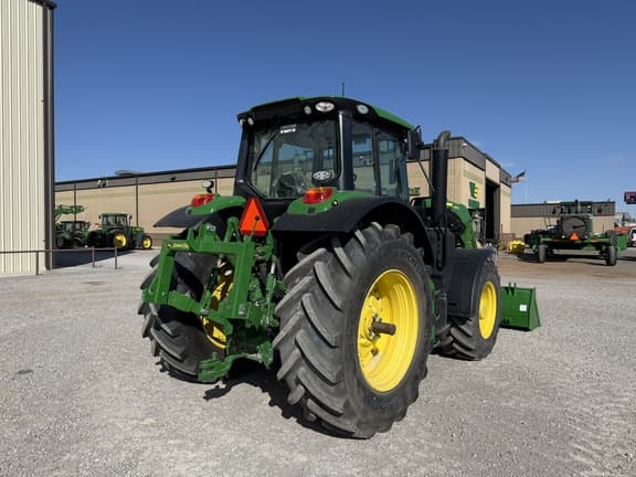 Image of John Deere 6155M equipment image 4