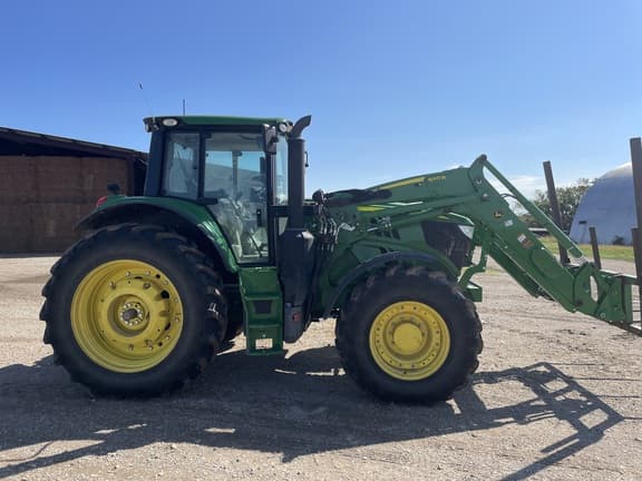 Image of John Deere 6155M equipment image 3