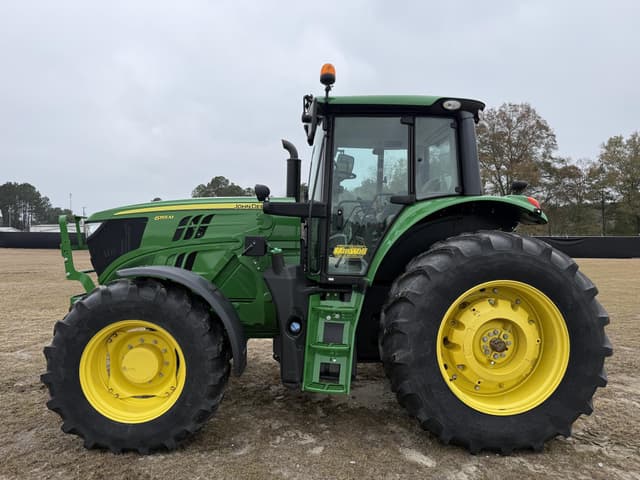 Image of John Deere 6155M equipment image 1