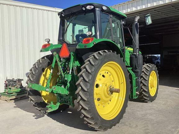 Image of John Deere 6155M equipment image 4