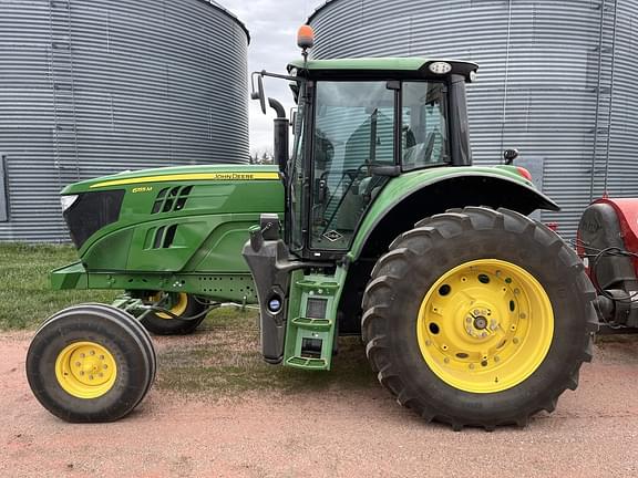 Image of John Deere 6155M equipment image 2