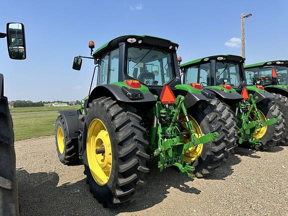 Image of John Deere 6155M equipment image 4