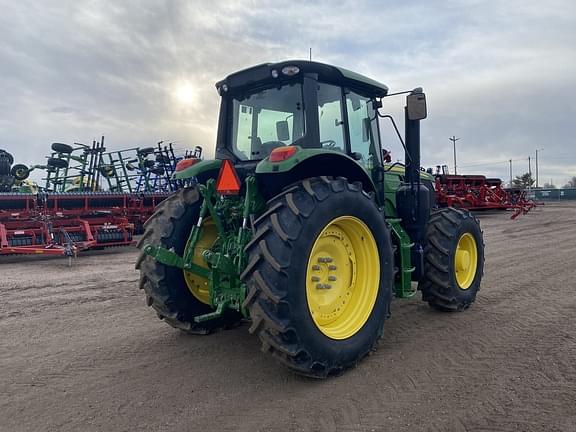 Image of John Deere 6155M equipment image 2