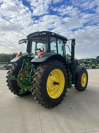 Image of John Deere 6155M equipment image 4