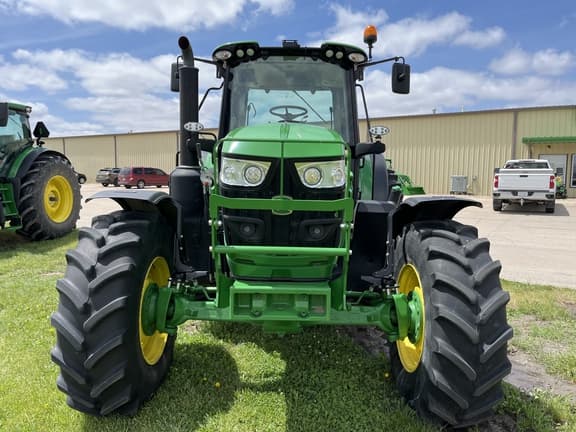 Image of John Deere 6155M equipment image 1