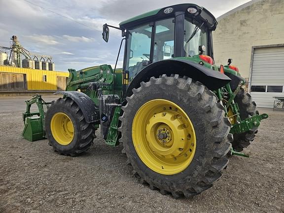 Image of John Deere 6155M equipment image 1