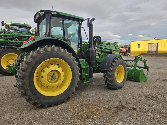 Image of John Deere 6155M equipment image 2