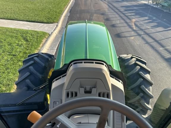 Image of John Deere 6155M equipment image 2