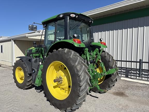 Image of John Deere 6155M equipment image 4