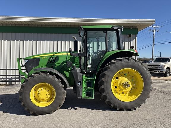 Image of John Deere 6155M equipment image 1