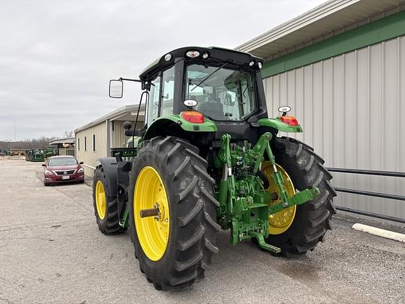 Image of John Deere 6155M equipment image 4