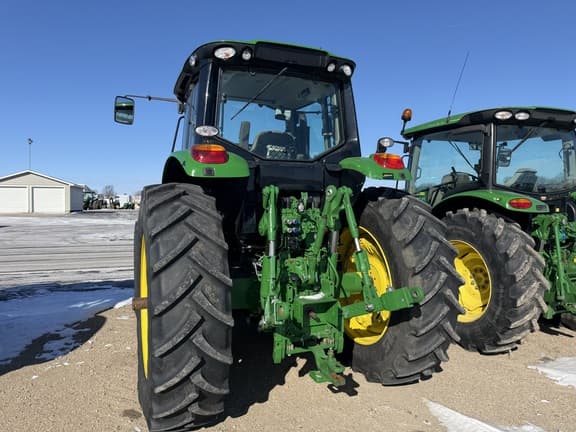 Image of John Deere 6155M equipment image 3