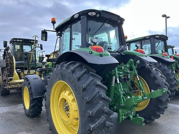 Image of John Deere 6155M equipment image 4