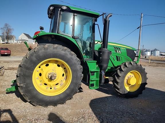 Image of John Deere 6155M equipment image 3