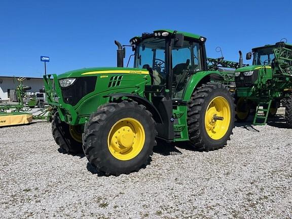 Image of John Deere 6155M equipment image 4