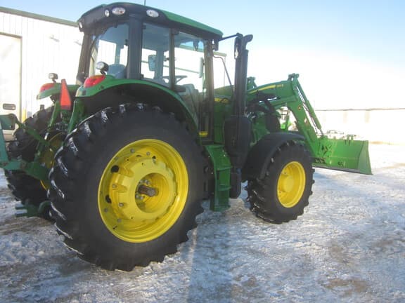 Image of John Deere 6155M equipment image 3