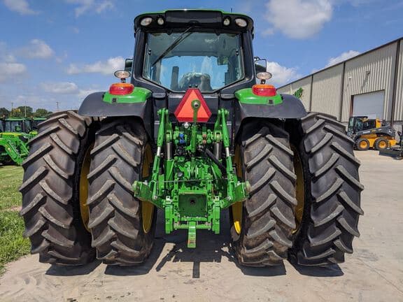 Image of John Deere 6155M equipment image 3