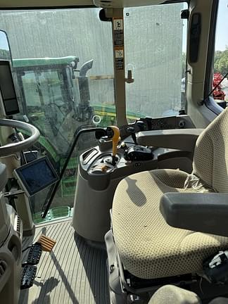 Image of John Deere 6155M equipment image 2